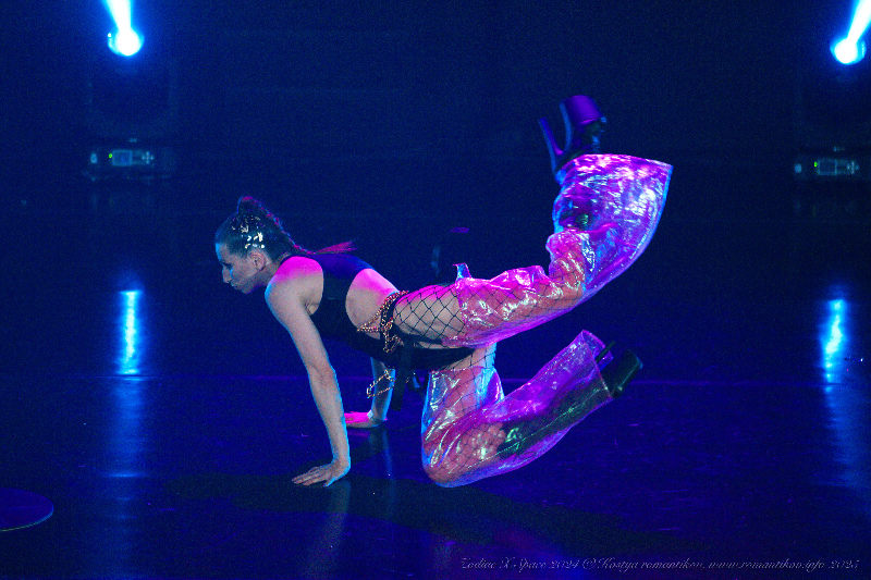 Zodiac X Space 2024 (blackfishnetpantyhose, blackfishnettights, dance, dancedress, dancer, exotic, exoticdance, fishnet, fishnetpantyhose, fishnets, fishnettights, mesh, pantyhose, poledance, strip, stripdance, tights, колготки, сетка, сеточка, сеточки, стрипденс, танцор, чёрныеколготки) Zodiac X Space 2024