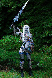 Lineage II Shillien Knight cosplay <a href='/?p=albums&gallery=events&image=50016871673'>☰</a>