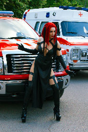 Rayne from BloodRayne 2 cosplay <a href='/?p=albums&gallery=boots&image=50816041518'>☰</a>